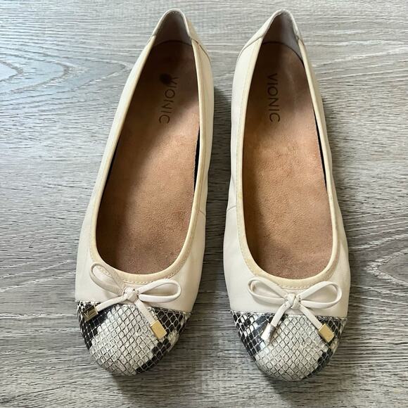 Vionic Minna Bow Ballet Flats Women's Sz 9 Beige Leather Snake Skin Cap Toe - Picture 1 of 10